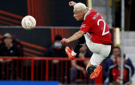 football:-man-united’s-antony-says-his-tricks-are-‘art’-and-will-carry-on