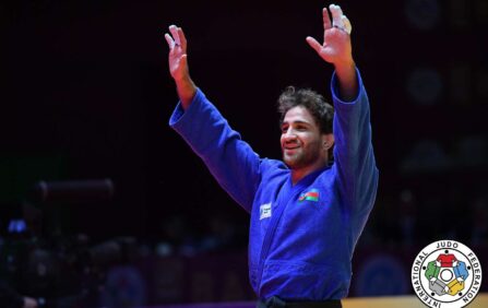 hidayat-heydarov-is-baku’s-entertainer